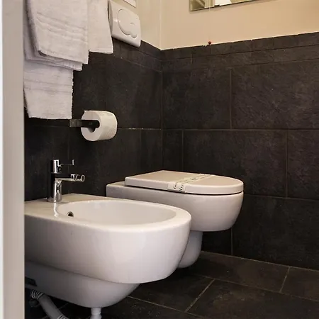 Floor Trastevere Pensjonat Rzym