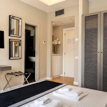 Floor Trastevere 4* Rzym