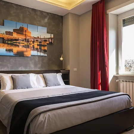 Floor Trastevere 4*